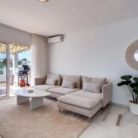 Apartment Ultimate - Coastal Escape - W Terrace & Sea View Mijas